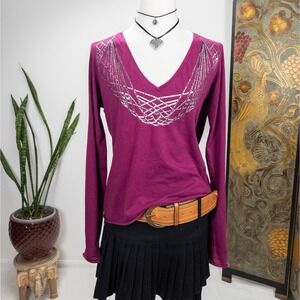 Y2K Plum Graphic V Neck Long Sleeve Fitted Top Womens